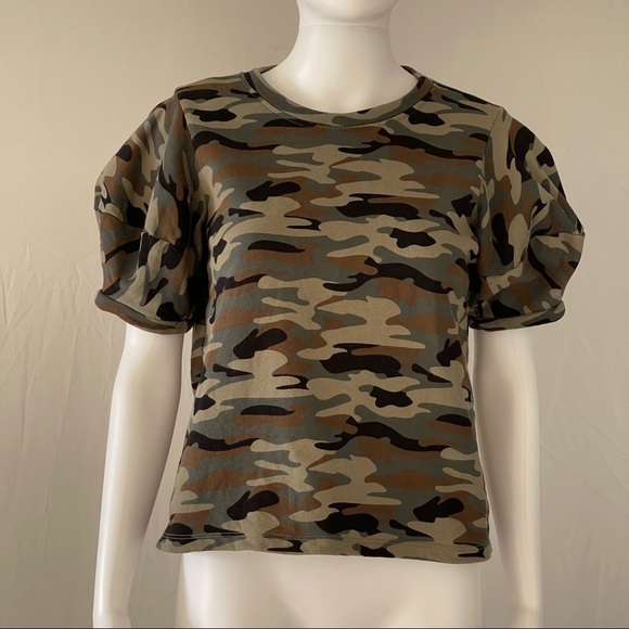 Velvet by Graham & Spencer for Anthropologie Sweatshirt Camo Top size Small - Picture 1 of 13